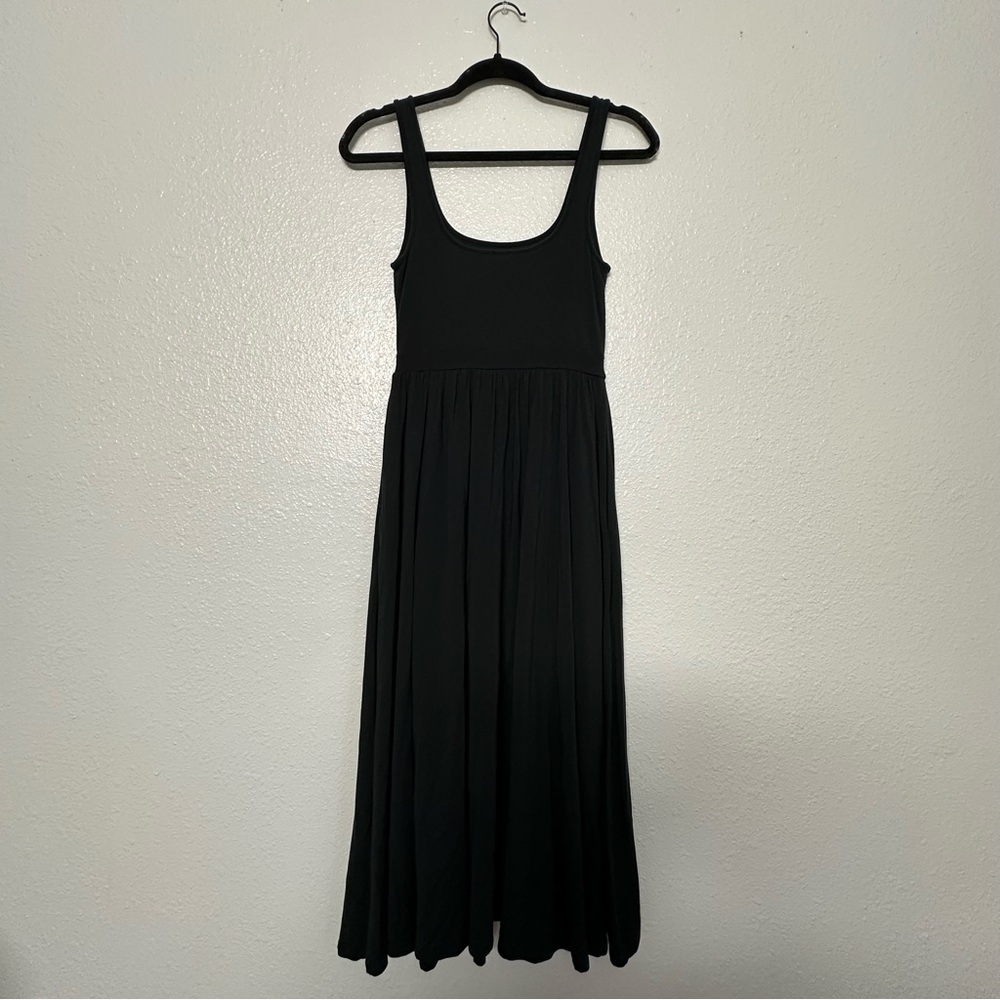 Aritzia Market Midi Dress